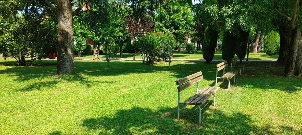 Apartamento Casa Francesca Peschiera del Garda Exterior foto